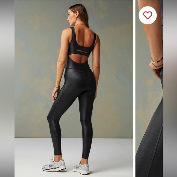 Khloe x fabletics size small - Picture 4 of 5